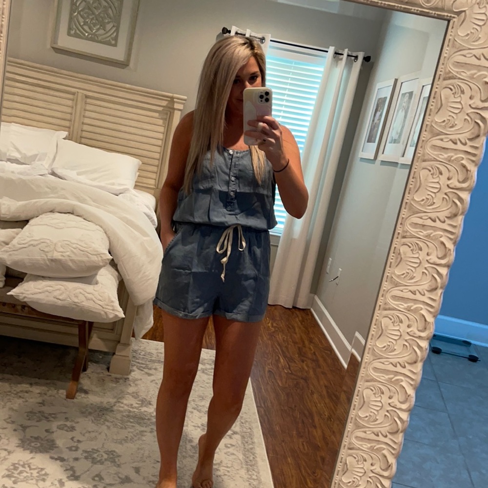 Brand new pink lily romper with tags